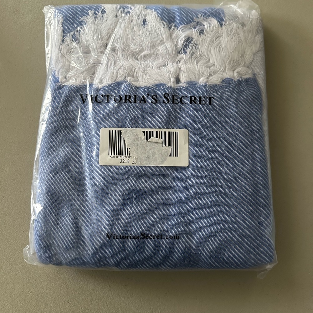 VS Beach Blanket Throw NEW in packaging Victorias Secret Blue with White Fringe